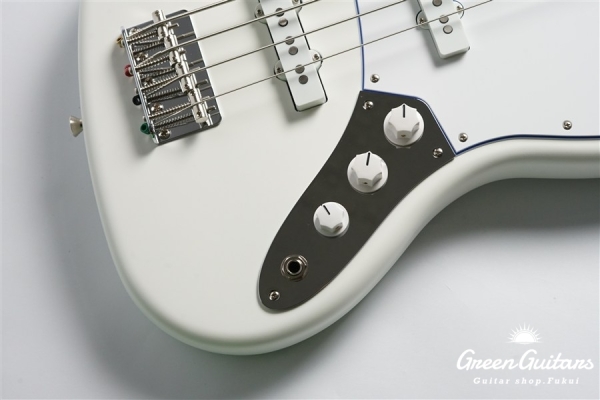 Made in Japan Limited Hybrid II Jazz Bass, Blanc
