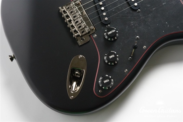 Made in Japan Limited Hybrid II Stratocaster, Noir