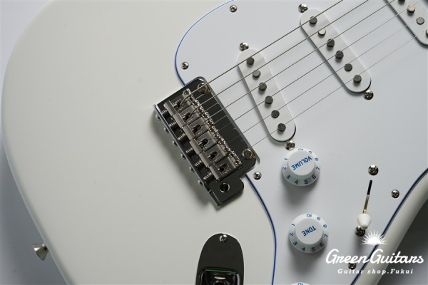 Made in Japan Limited Hybrid II Stratocaster, Blanc