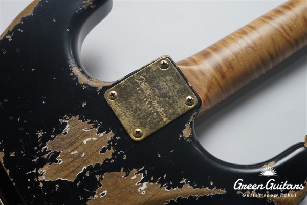 XSC-2 - Black / Heavy Aged / Alder / Gold Hard Wear