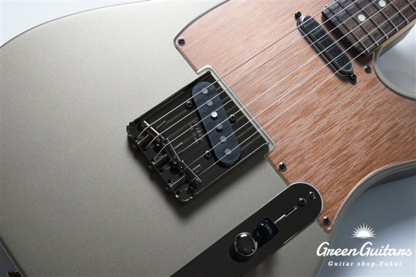  Made in Japan Hybrid II 2026 Collection Telecaster Satin Metallic - Matte Champagne Mirage