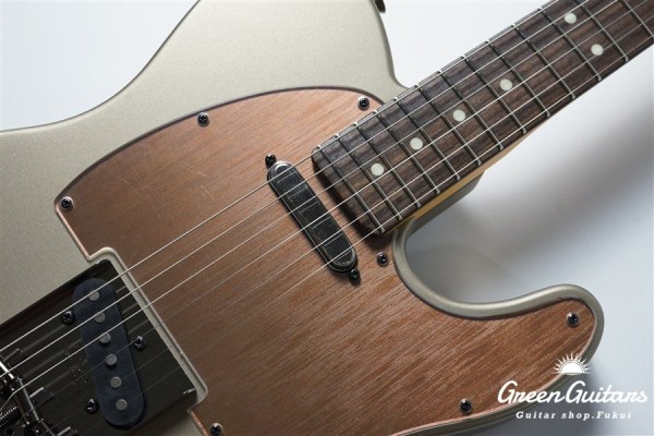  Made in Japan Hybrid II 2026 Collection Telecaster Satin Metallic - Matte Champagne Mirage