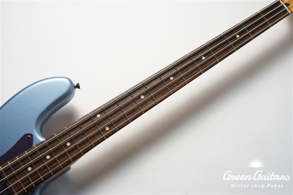 Made in Japan Hybrid II 2026 Collection Jazz Bass Satin Metallic - Matte Aero Blue