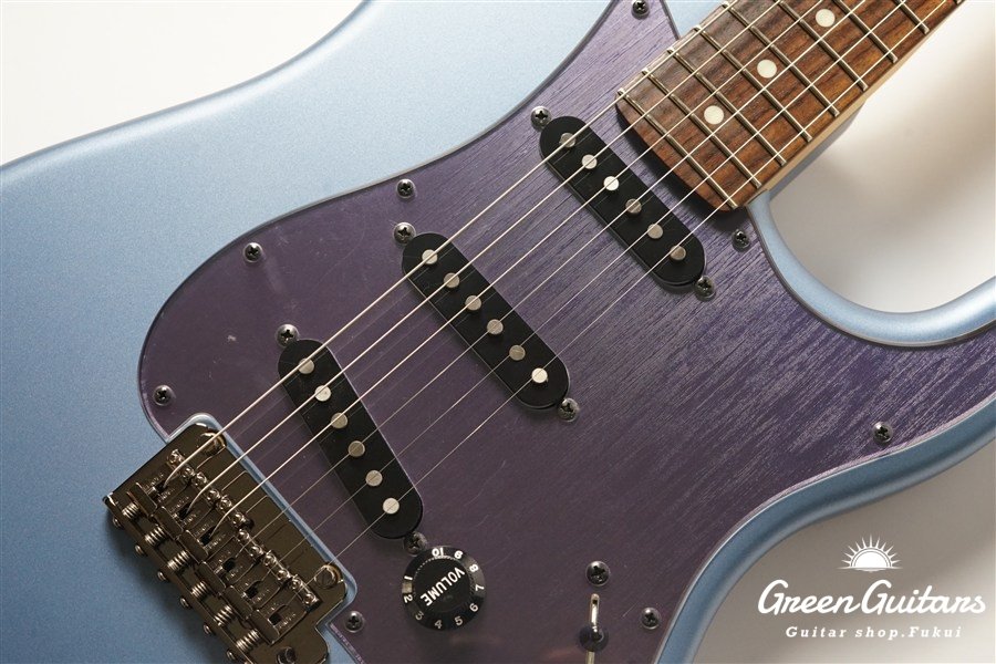 Made in Japan Hybrid II 2026 Collection Stratocaster Satin Metallic - Matte Aero Blue