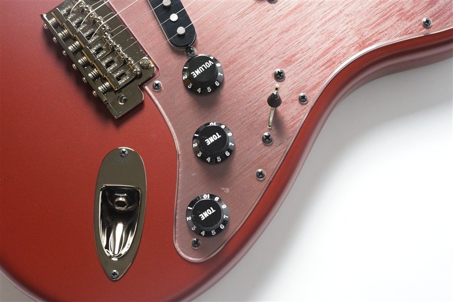 Made in Japan Hybrid II 2026 Collection Stratocaster Satin Metallic - Matte Inferno Red