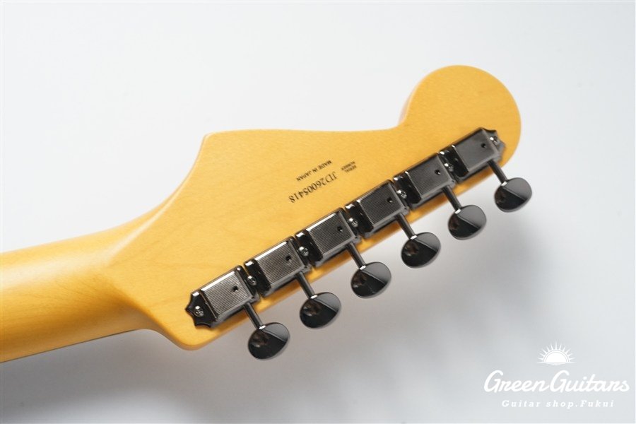 Made in Japan Hybrid II 2026 Collection Stratocaster Satin Metallic - Matte Inferno Red