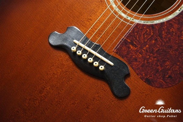 CJ-32 - Wine Red