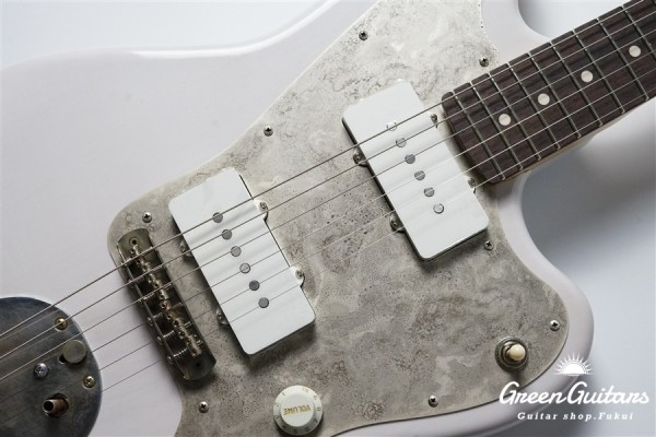Model JM. Patina #284 - White Blonde with Antique Silver / Medium Aged
