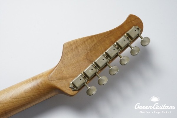 XSC-2 - Olympic White over Desert Sand / Heavy Aged / Alder