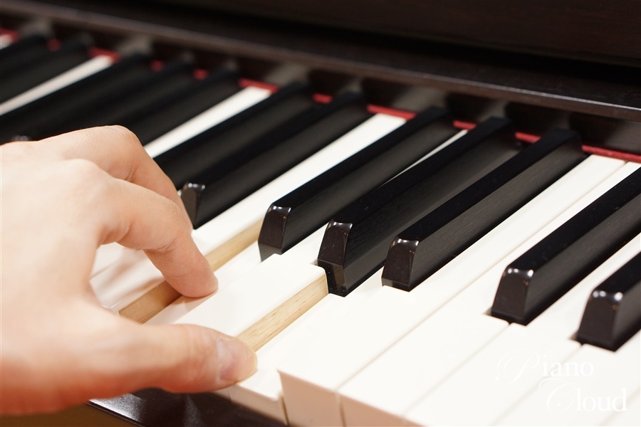 YAMAHA Clavinova クラビノーバ CLP-675R | Piano Cloud Online