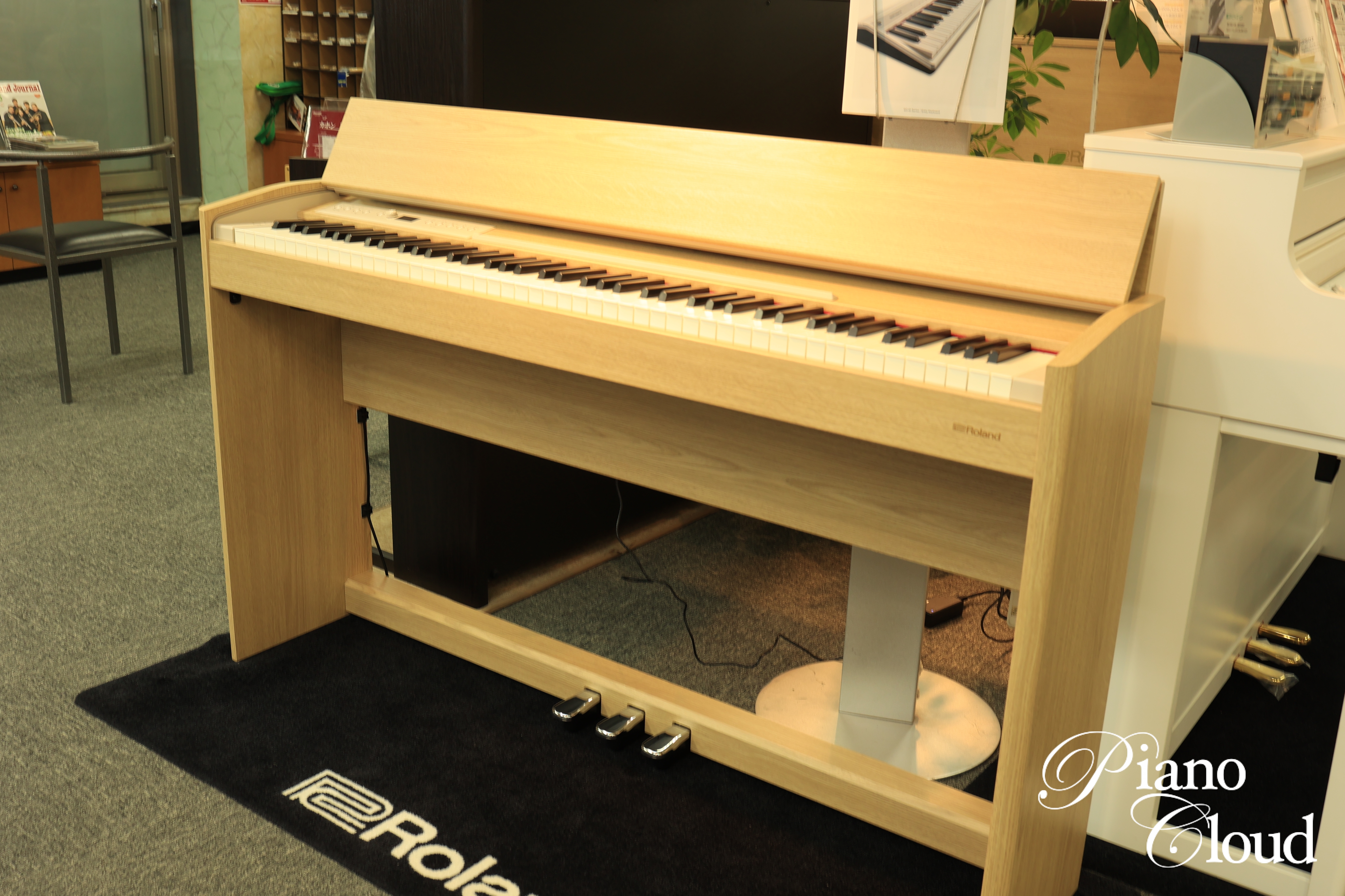 Roland F701-LA | Piano Cloud Online Store