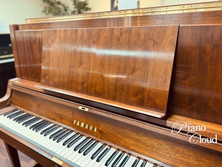 中古アップライトピアノ W102