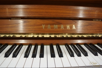 中古ピアノ W109B