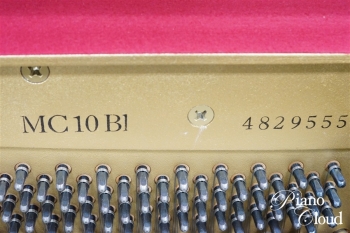 中古アップライトピアノ　MC10BL