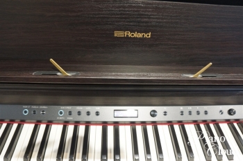 電子ピアノ LX705