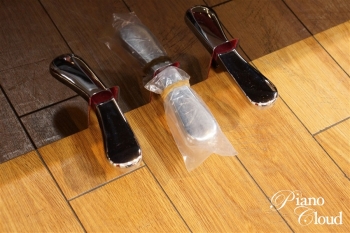 ハイブリッドピアノ NU1X 鏡面艶出し仕上げ