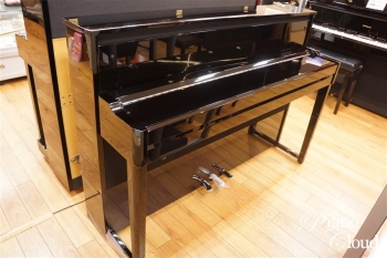 ハイブリッドピアノ NU1X 鏡面艶出し仕上げ