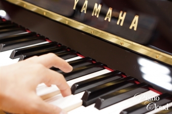 サイレント付きアップライトピアノ b113SC2