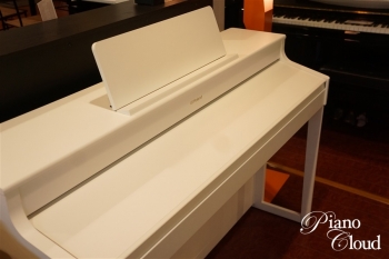 電子ピアノ HP702