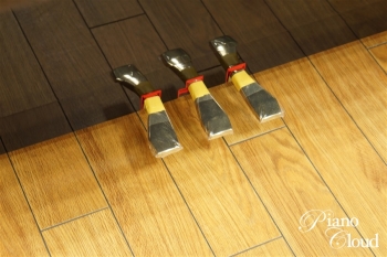 中古アップライトピアノ UX-1