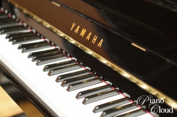 中古アップライトピアノ MC10Bl