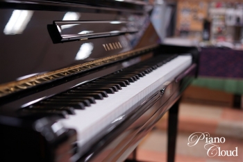 中古アップライトピアノ UX-1