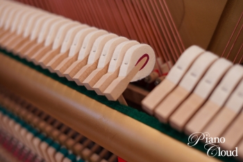 中古アップライトピアノ UX-1