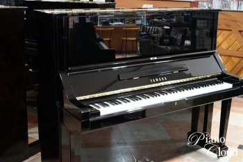 中古アップライトピアノ　UX