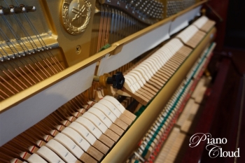 中古アップライトピアノ W106BB