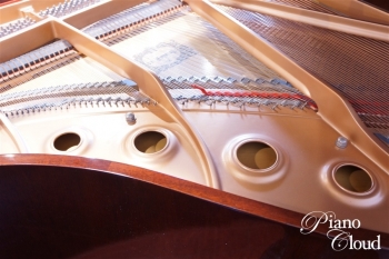 中古グランドピアノ C1