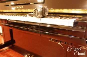 中古アップライトピアノ U300SX