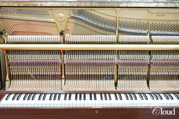 中古アップライトピアノ W102B