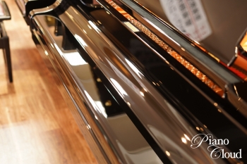 グランドピアノ C3X