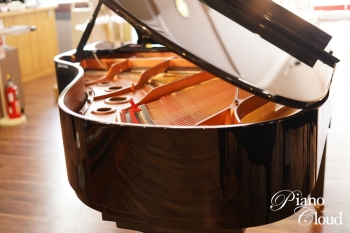 グランドピアノ C3X