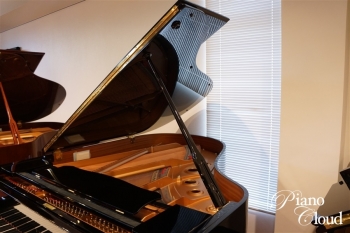 中古グランドピアノ C3