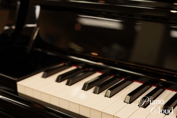 中古アップライトピアノ UX30A