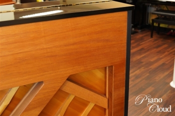 中古アップライトピアノ UX30A