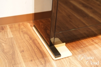 アップライトピアノ A.114 Modern