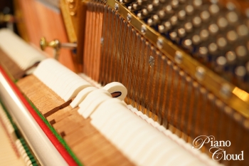 アップライトピアノ A.114 Modern