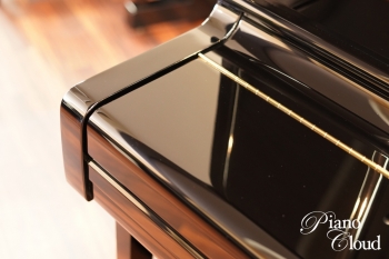 中古アップライトピアノ UX-1