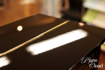 中古アップライトピアノ UX-1