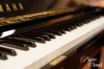 中古アップライトピアノ UX-1