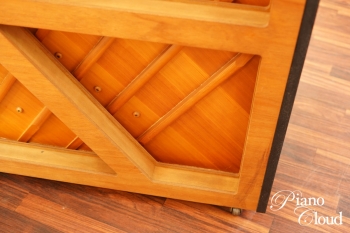 中古アップライトピアノ UX-1