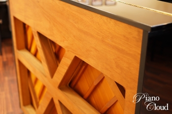 中古アップライトピアノ UX-1