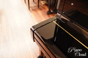 中古アップライトピアノ U100