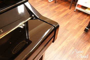 中古アップライトピアノ YU1