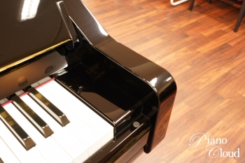 中古アップライトピアノ YU1