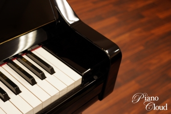 中古アップライトピアノ YU1