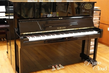 中古アップライトピアノ　UX1