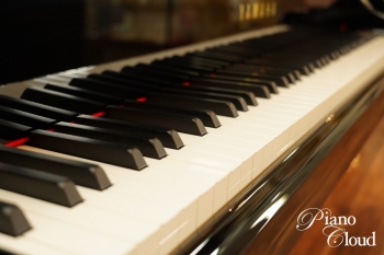 グランドピアノ C3X